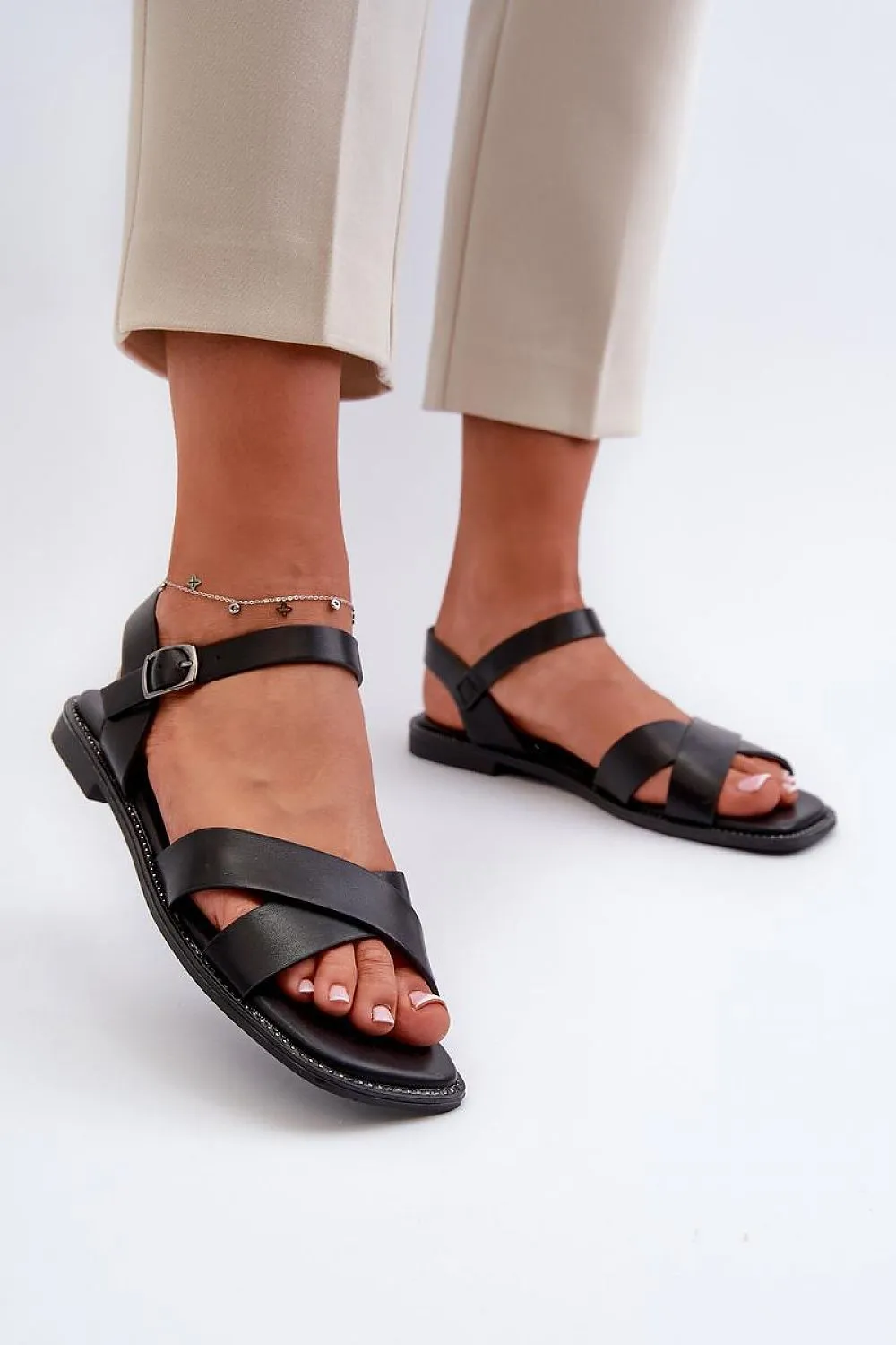 Sandals model 198137 Step in style