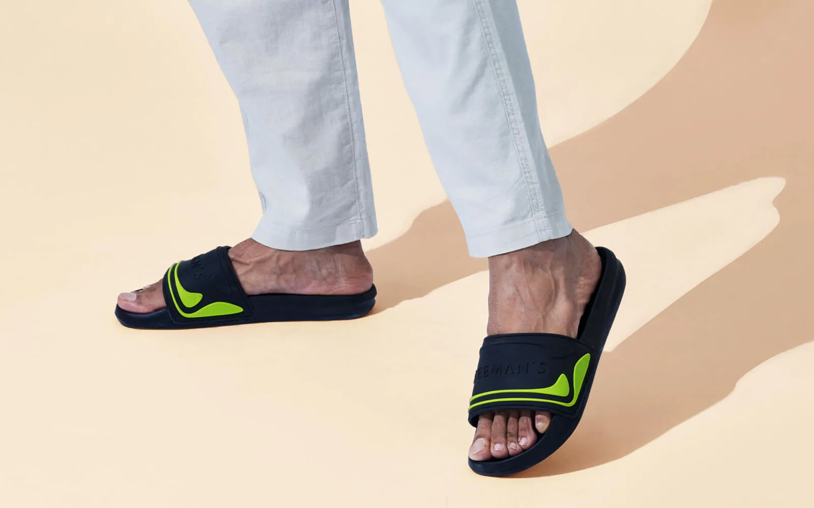 Travel Slides : Black-Neon